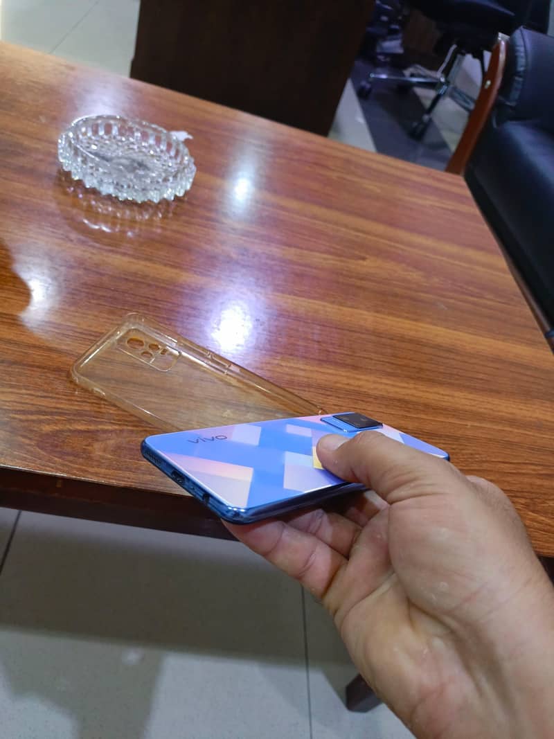 Vivo V21e 2