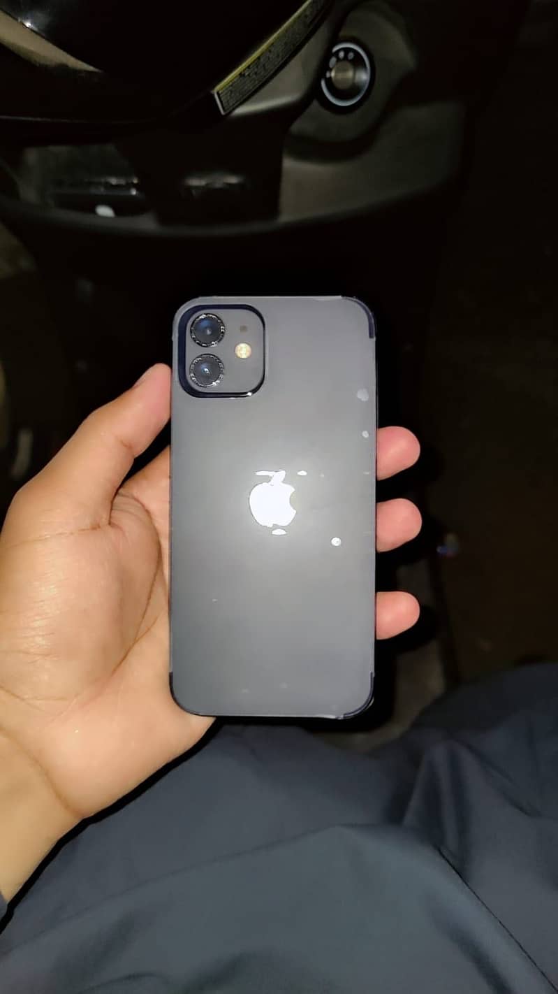 Apple iPhone 12 0