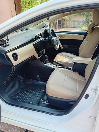 Toyota Corolla Altis 2025