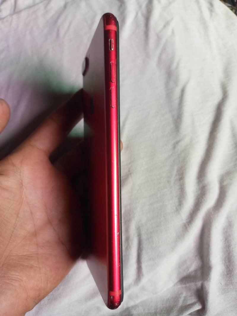 Apple iPhone 7 Plus 2