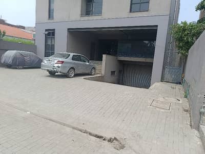 4 storey commercial building with basement and own parking on ponch road samanabad