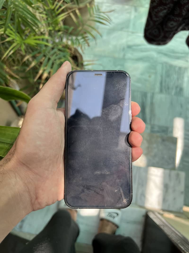 Apple iPhone 12 Pro 1