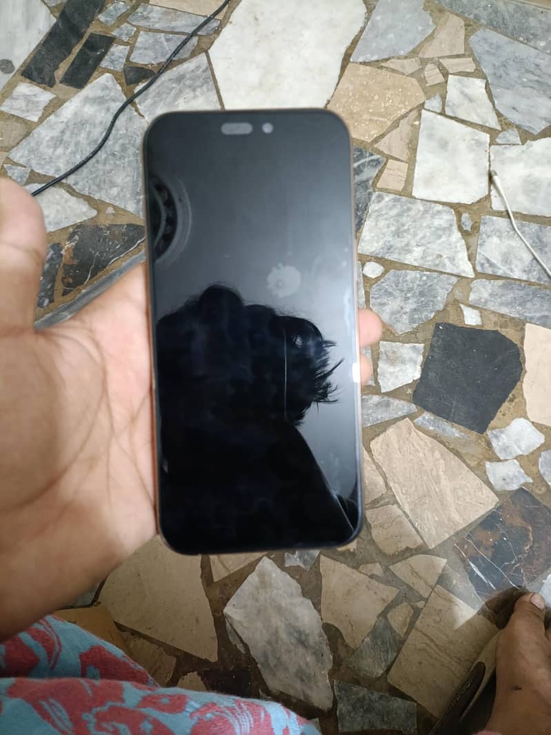 Apple iPhone 16 Pro Max 3