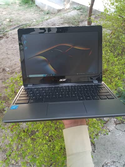 Laptop For Selling 4GB/128 SSD | Intel Graphics Card | Battery time 6H