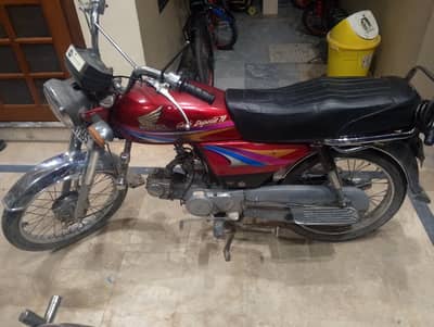 Honda CD 70, 2009 Model, available for sale. whatsapp available