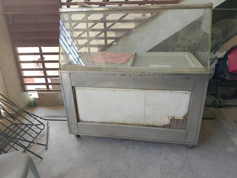 Display deep freezer 1