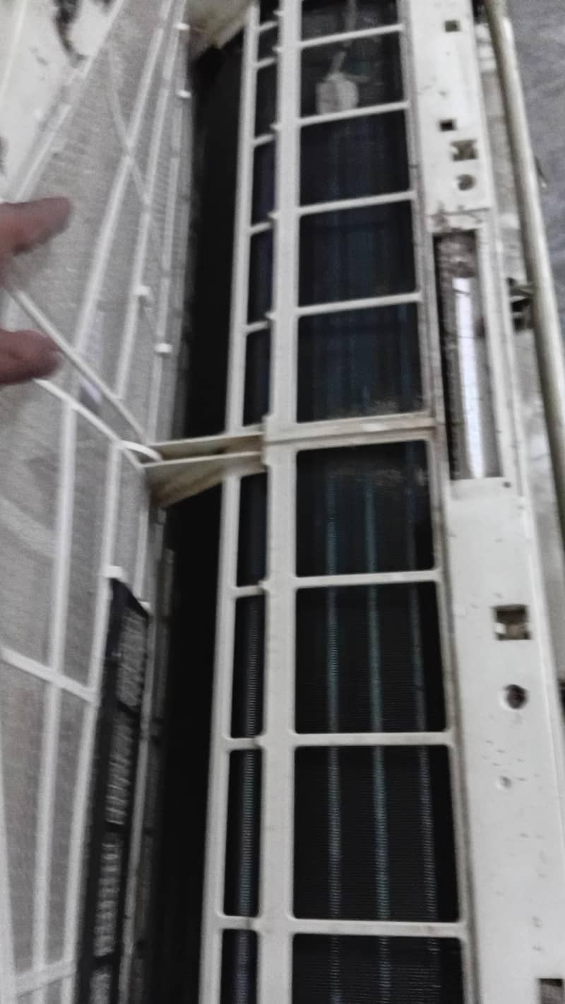 split Ac 2