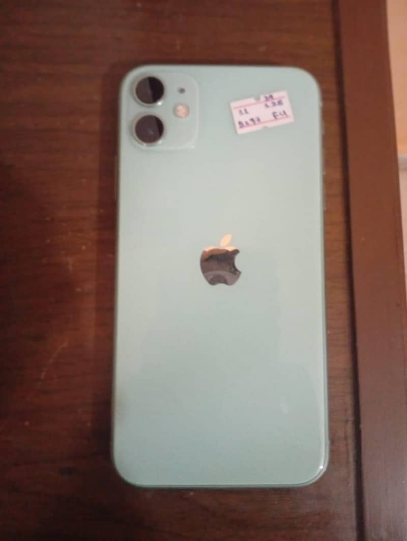 Apple iPhone 11 4