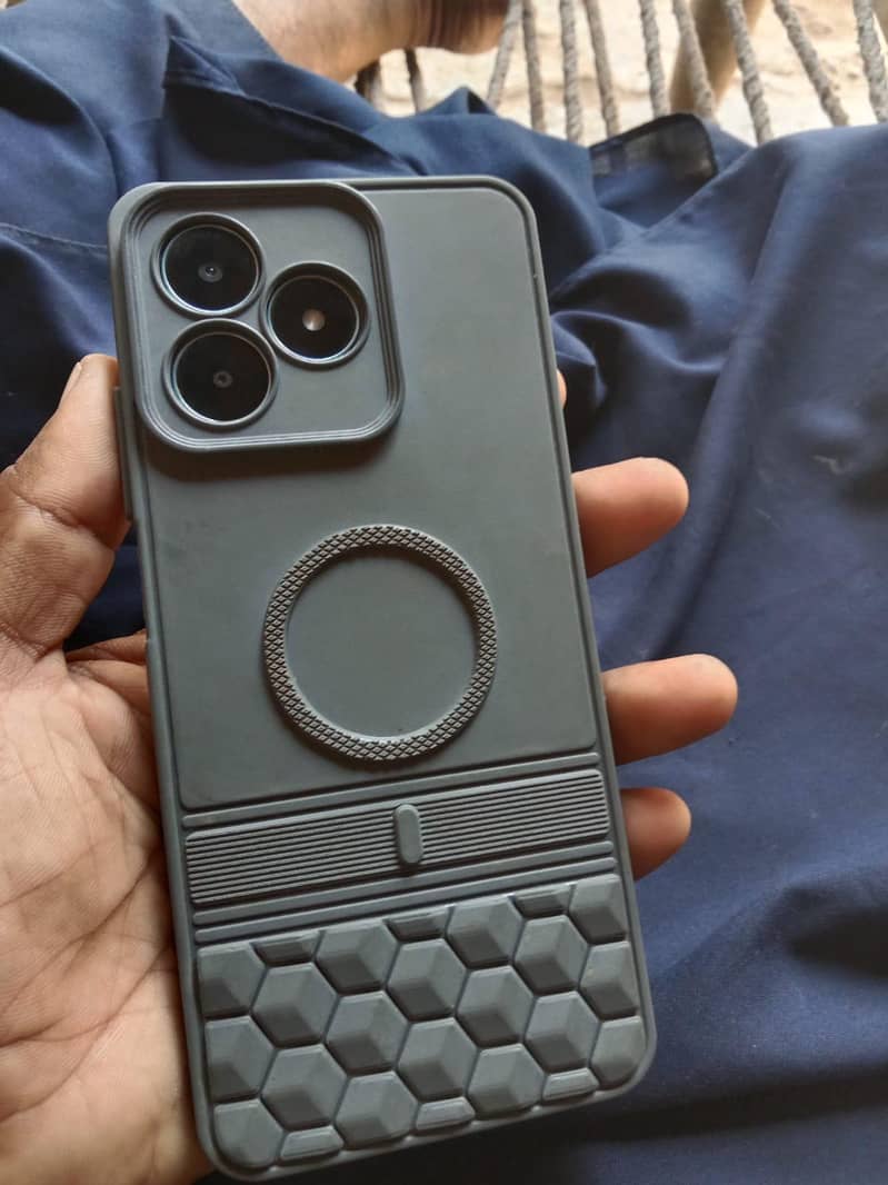 Realme Note 50 10