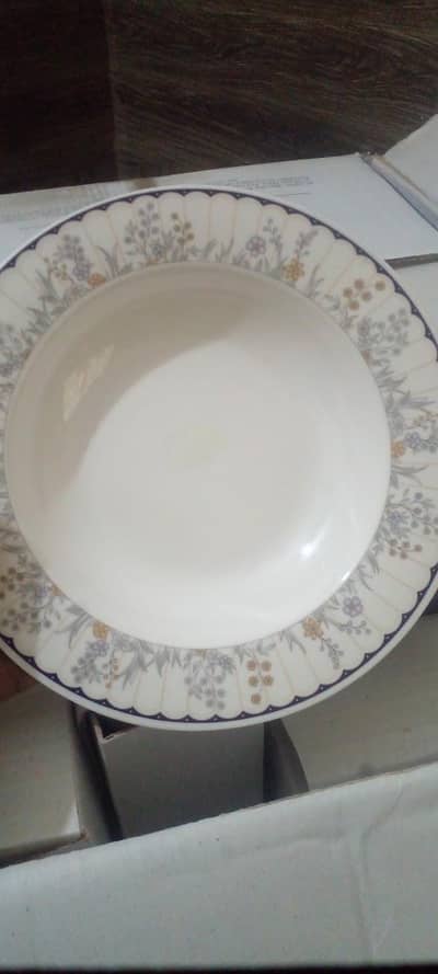 DINNER SET