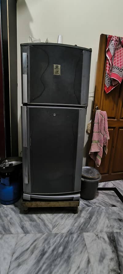 dawlance refrigerator for sale in good condition