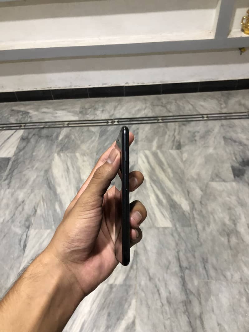 Apple iPhone SE 1