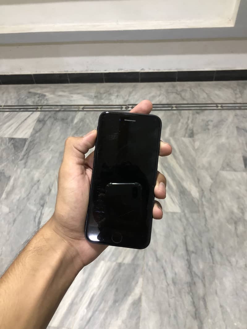 Apple iPhone SE 2