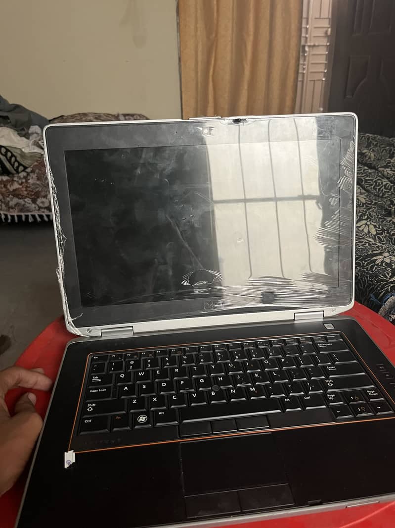 Dell Laptop E6420 3