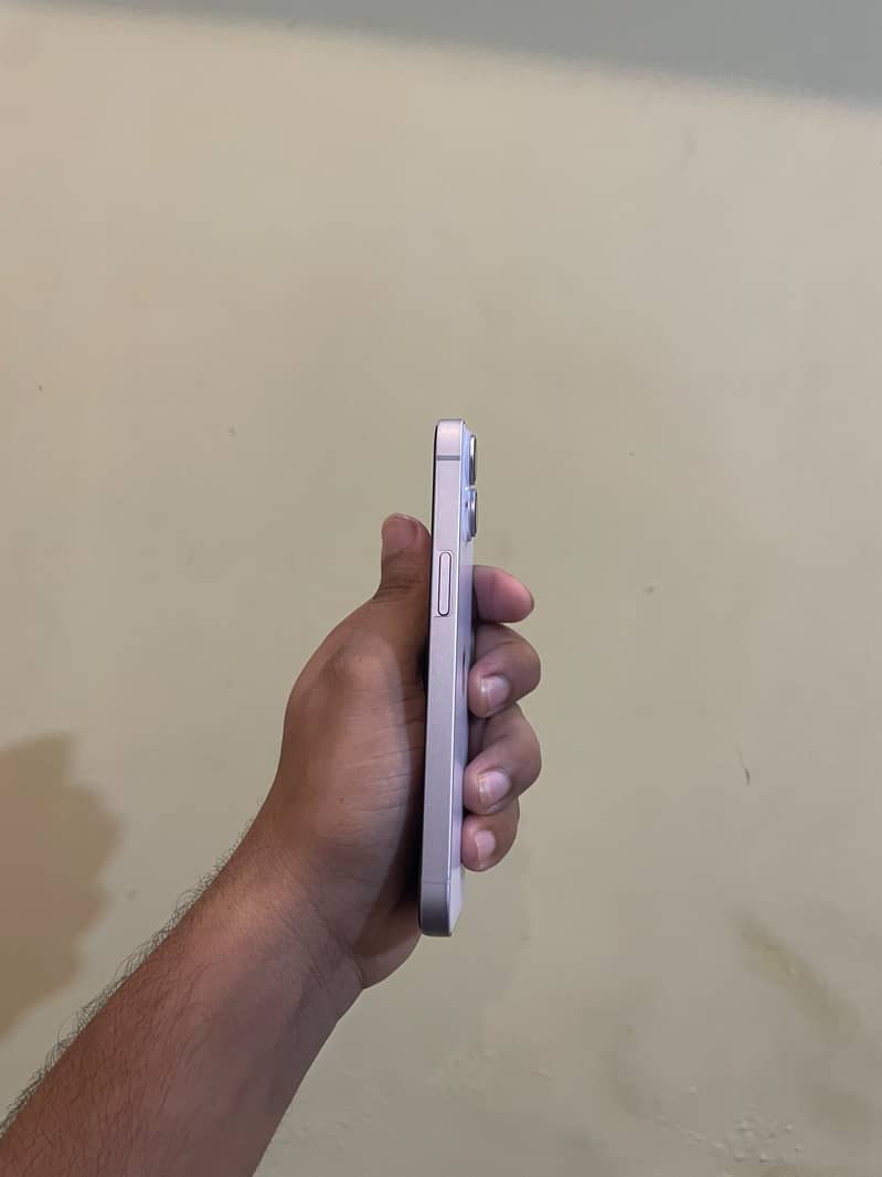 Apple iPhone 14 7