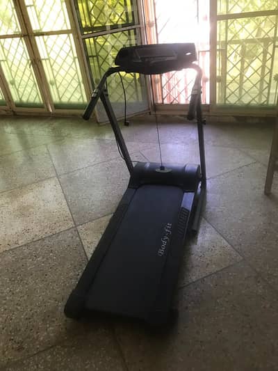 Body Fit Treadmill