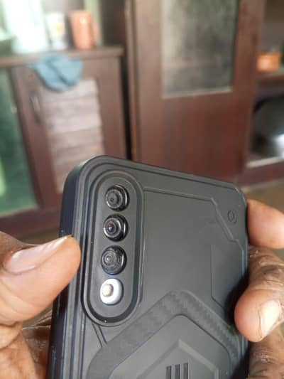 Samsung Mobile A50