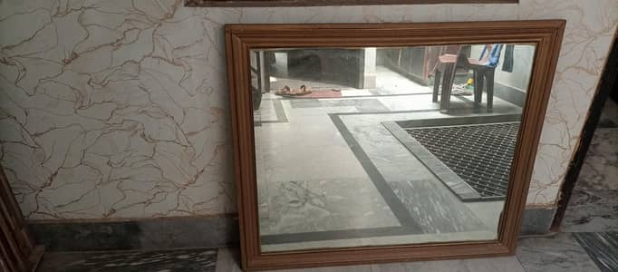 Frame Mirror
