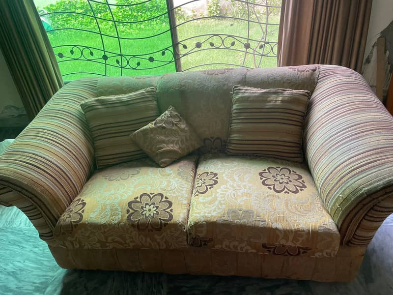 Sofa Set 6 Seaters 2