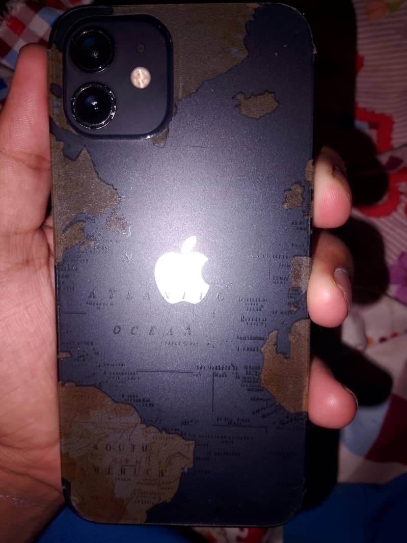 Apple iPhone 12 2