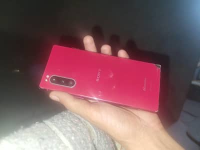 Sony Experia 5 officel pta hai 6+64 all ok back brak hai bs all ok