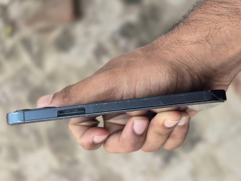 Apple iPhone 12 Pro 1