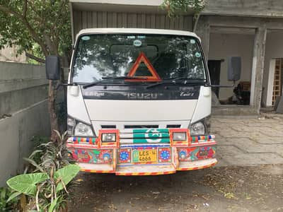 Isuzu NPR Total genuine Antique Model