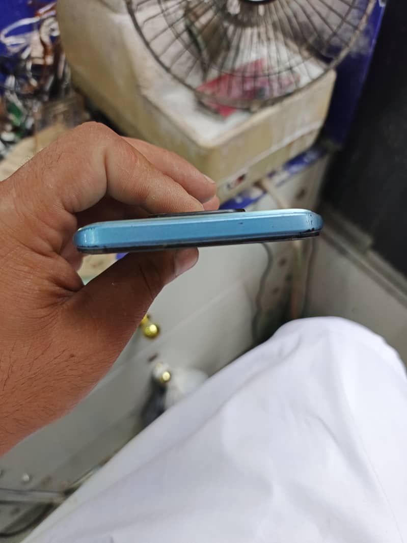 tecno camon 16se 5