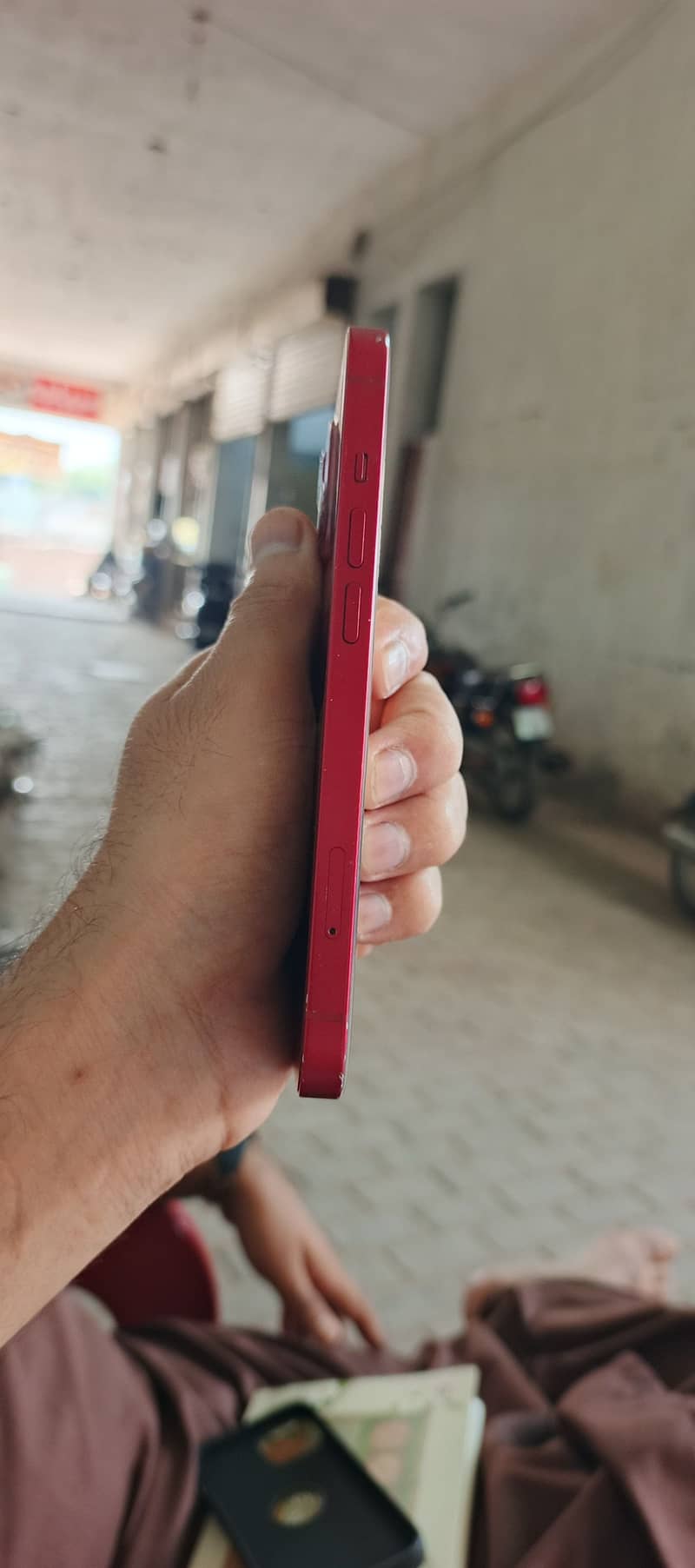 Apple iPhone 13 1