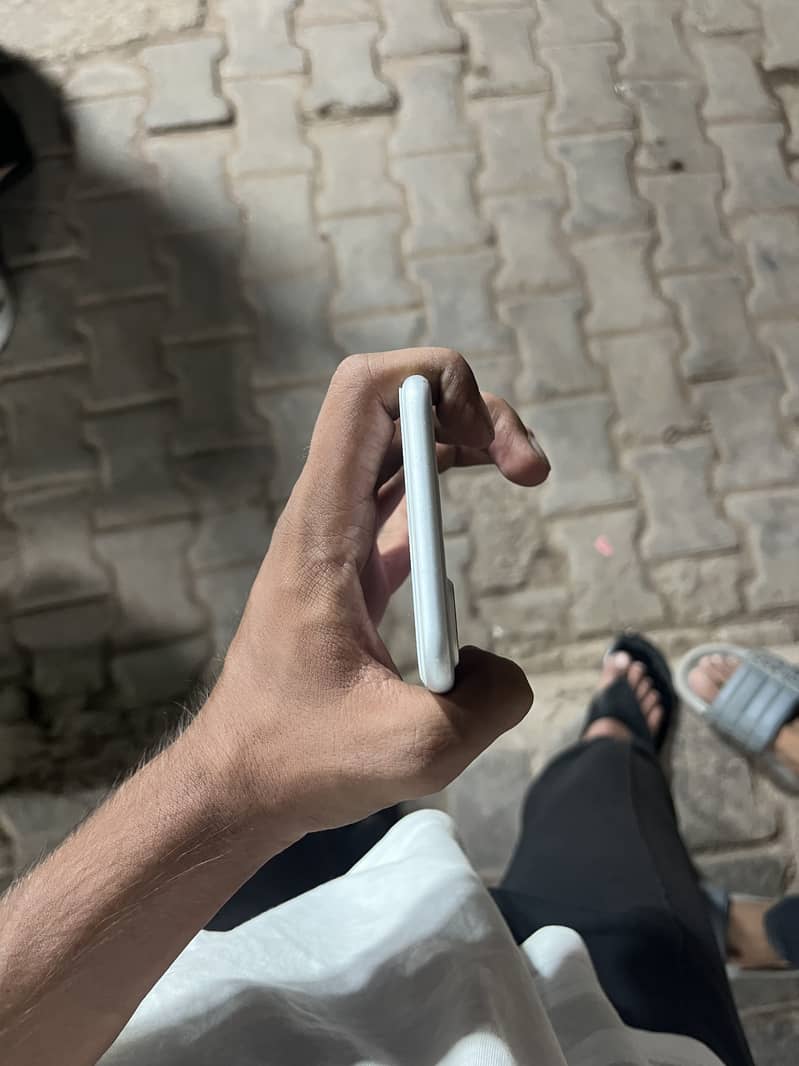 Apple iPhone 7 Plus 4