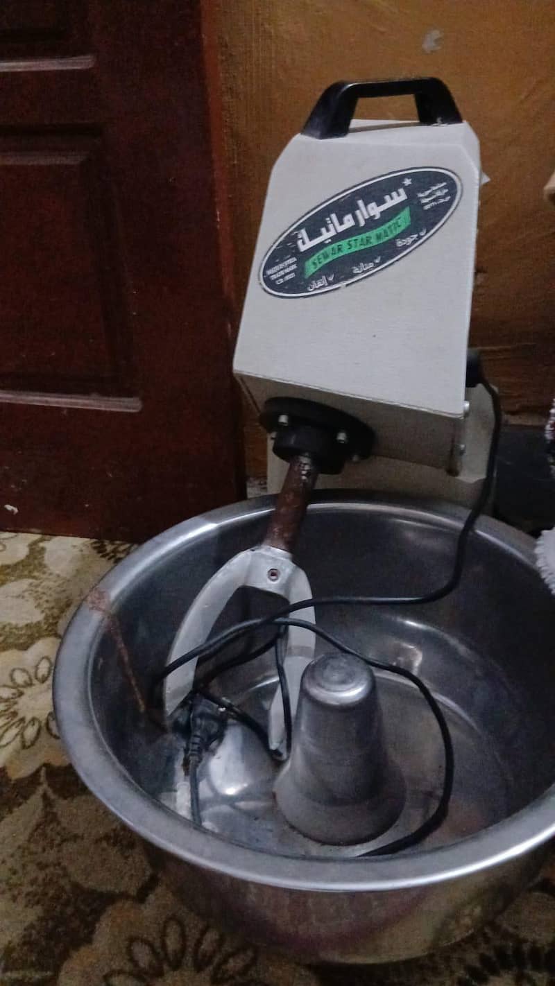Atta mixes machine 1
