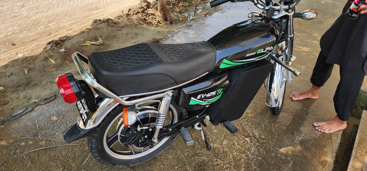 Elfa EV 125 3