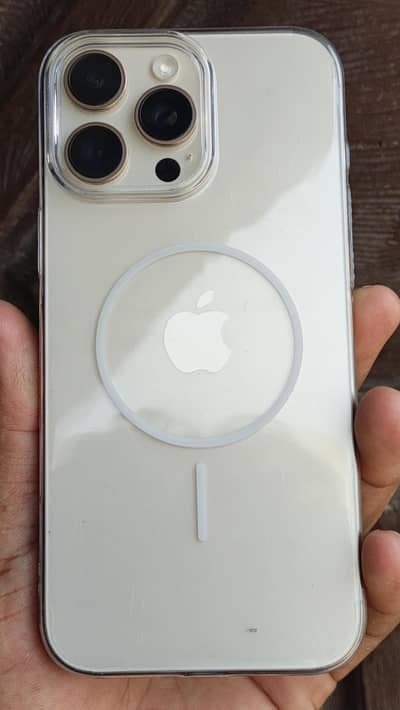 Apple iPhone 16 Pro Max