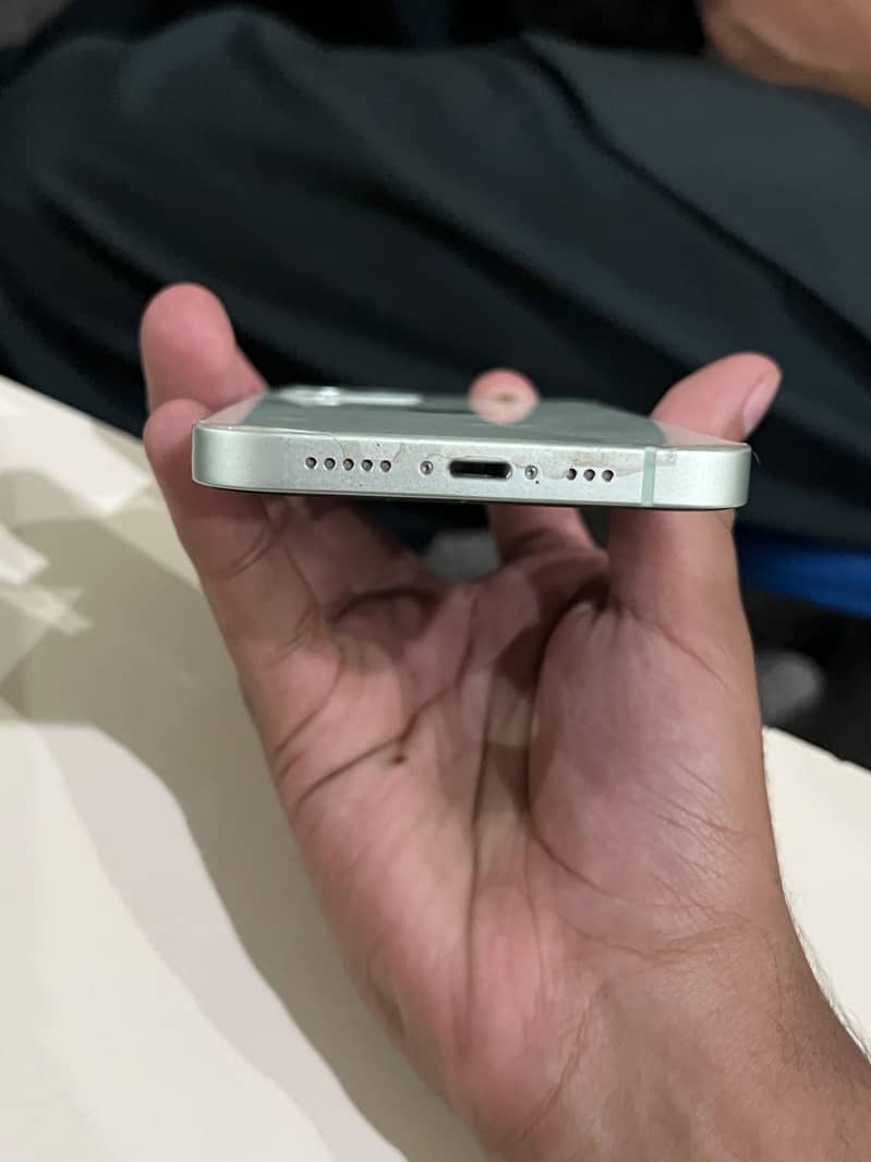 Apple iPhone 12 1