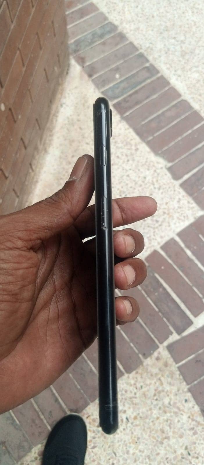 Apple iPhone 7 Plus 1