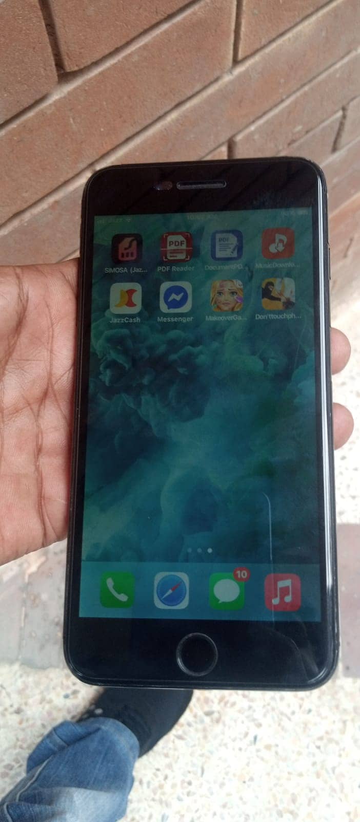 Apple iPhone 7 Plus 5
