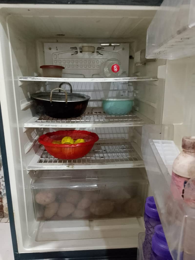 Refrigerator 1