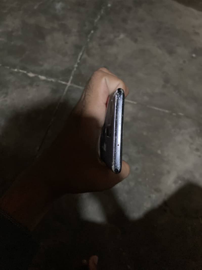 One Plus 6T 4