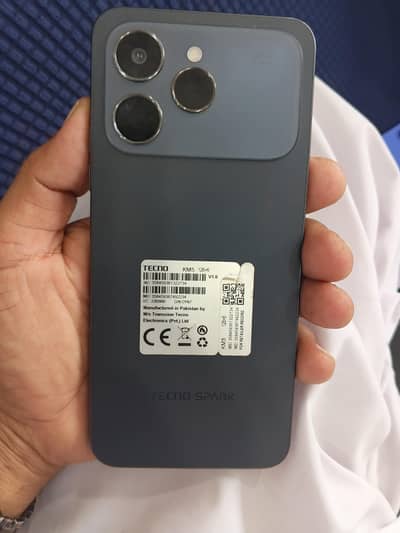Tecno spark 40