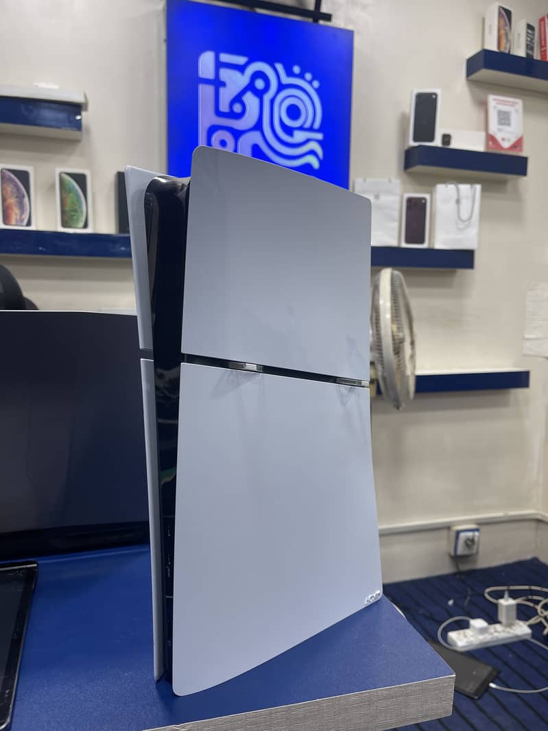 PlayStation 5 SLIM 0