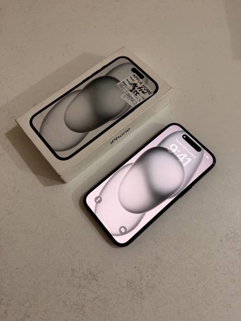 Apple iPhone 15 -  with Box 0