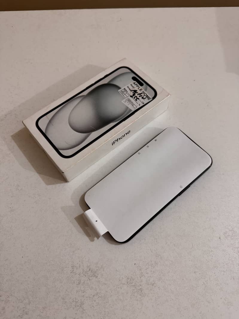 Apple iPhone 15 -  with Box 1
