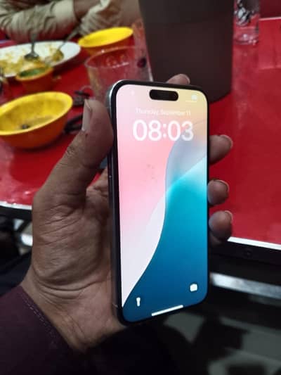 Apple iPhone 15 Pro (Natural titanium)