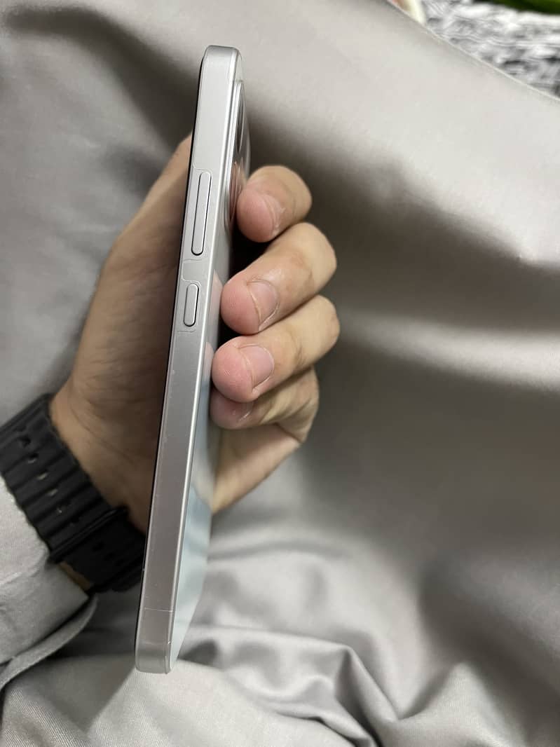 OPPO A6s 1