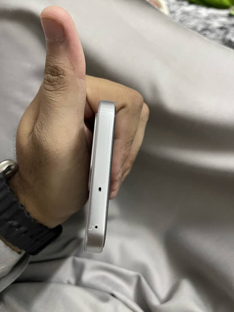 OPPO A6s 5