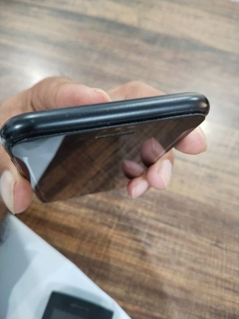 Apple iPhone SE 3