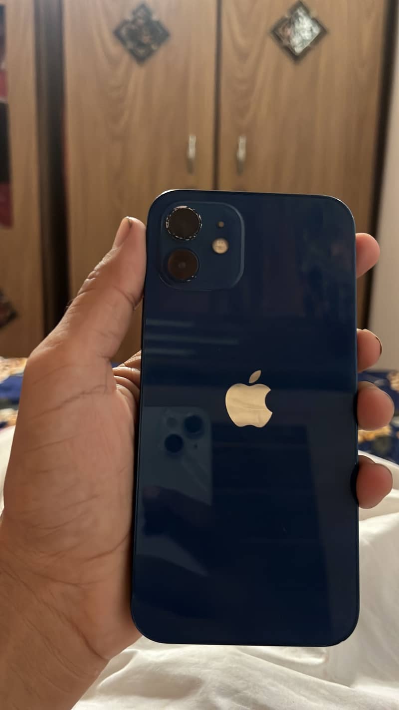 Apple iPhone 12 2