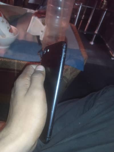 Apple iPhone 7