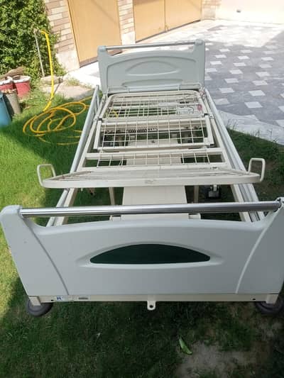 electric bed for patients