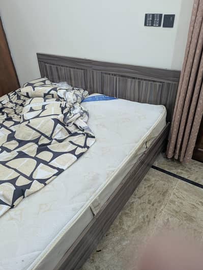 2 Single Bed with spring mattressl